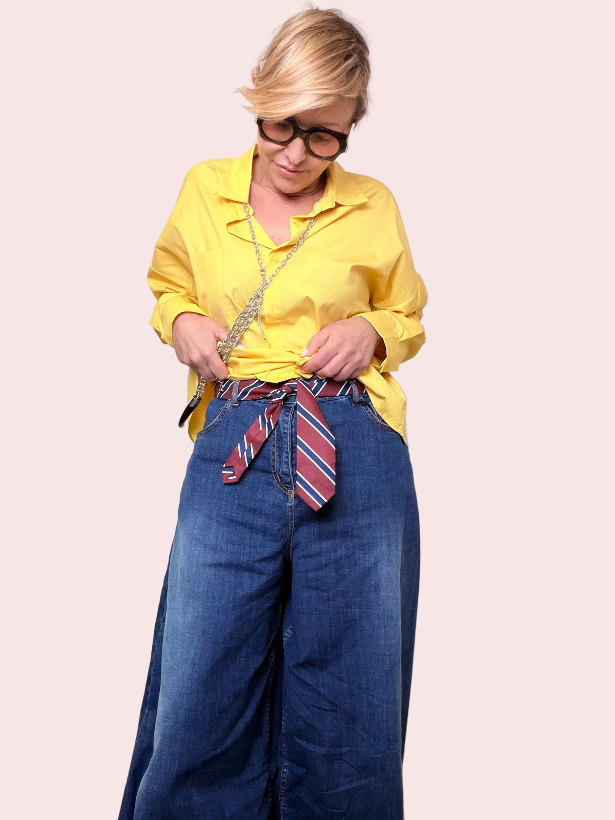 Jeans Over Fit con Cravatta Cintura