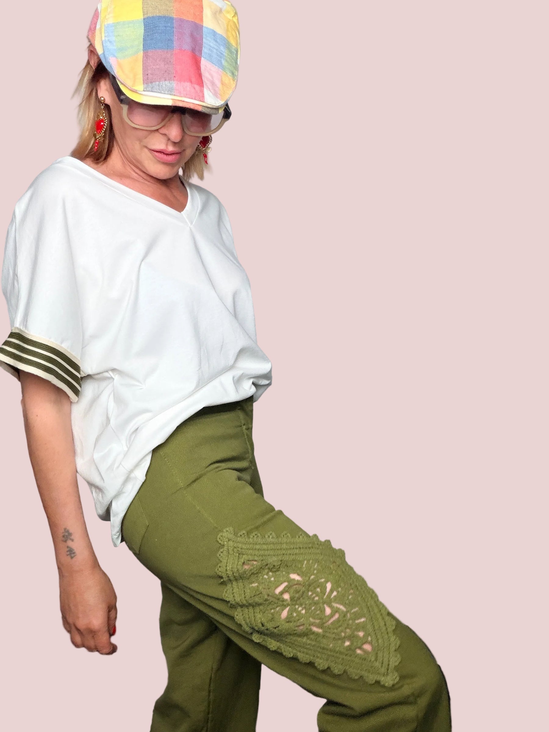 Pantalone Cropped in Cotone con Applicazione Pizzo Macramé
