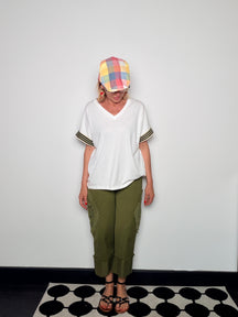 Pantalone Cropped in Cotone con Applicazione Pizzo Macramé