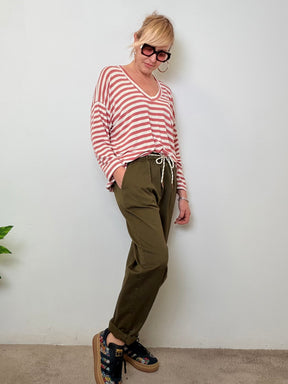 Pantalone in Gabardina Relaxed Fit con Anima Casual Chic