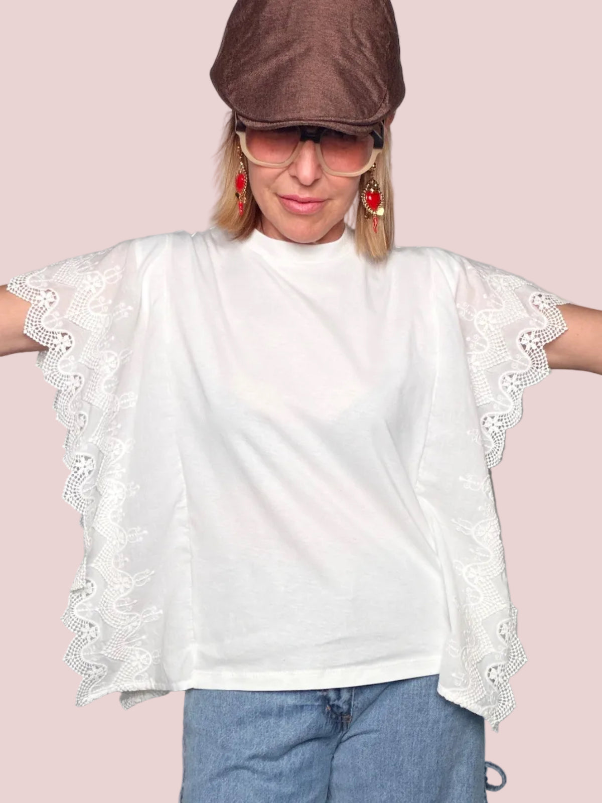 T-shirt in Cotone con Maniche a Pipistrello in Pizzo Macramé