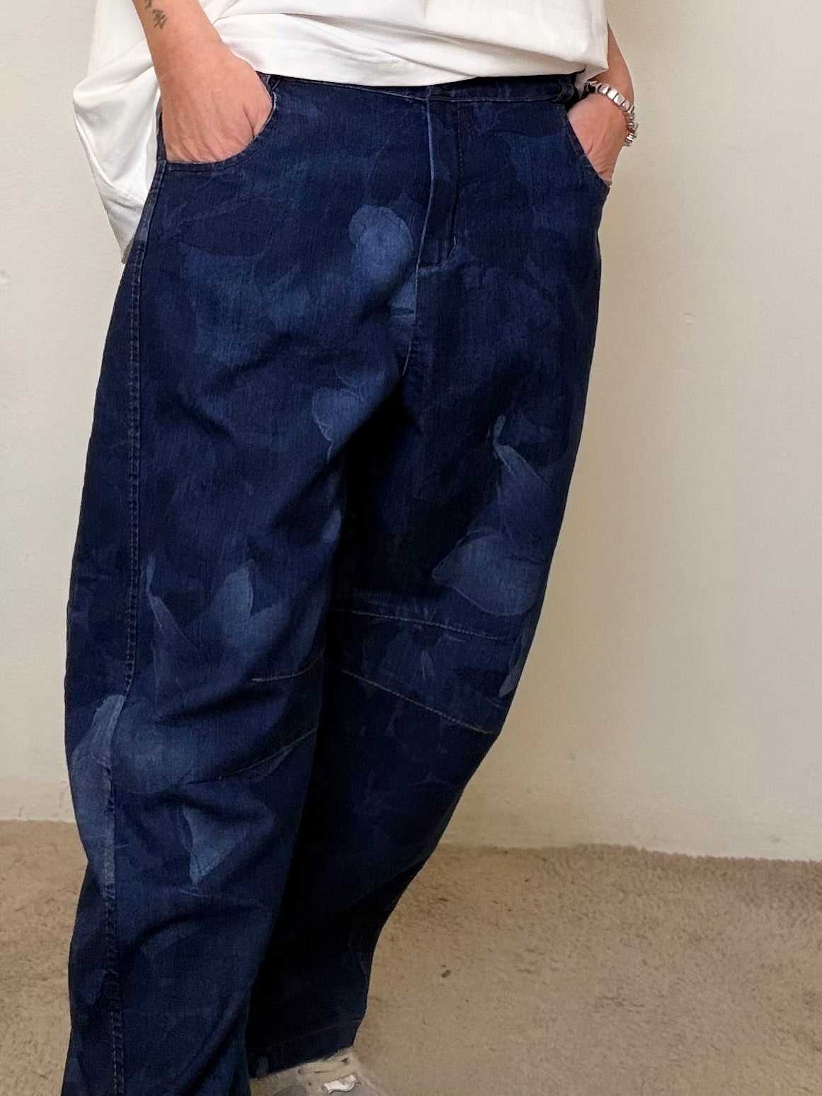 Pantalone Over Effetto Denim – Comodo, Cool e Super Trendy