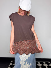 T-shirt Muscle Tee in Cotone con Inserto Pizzo Crochet e Paillettes