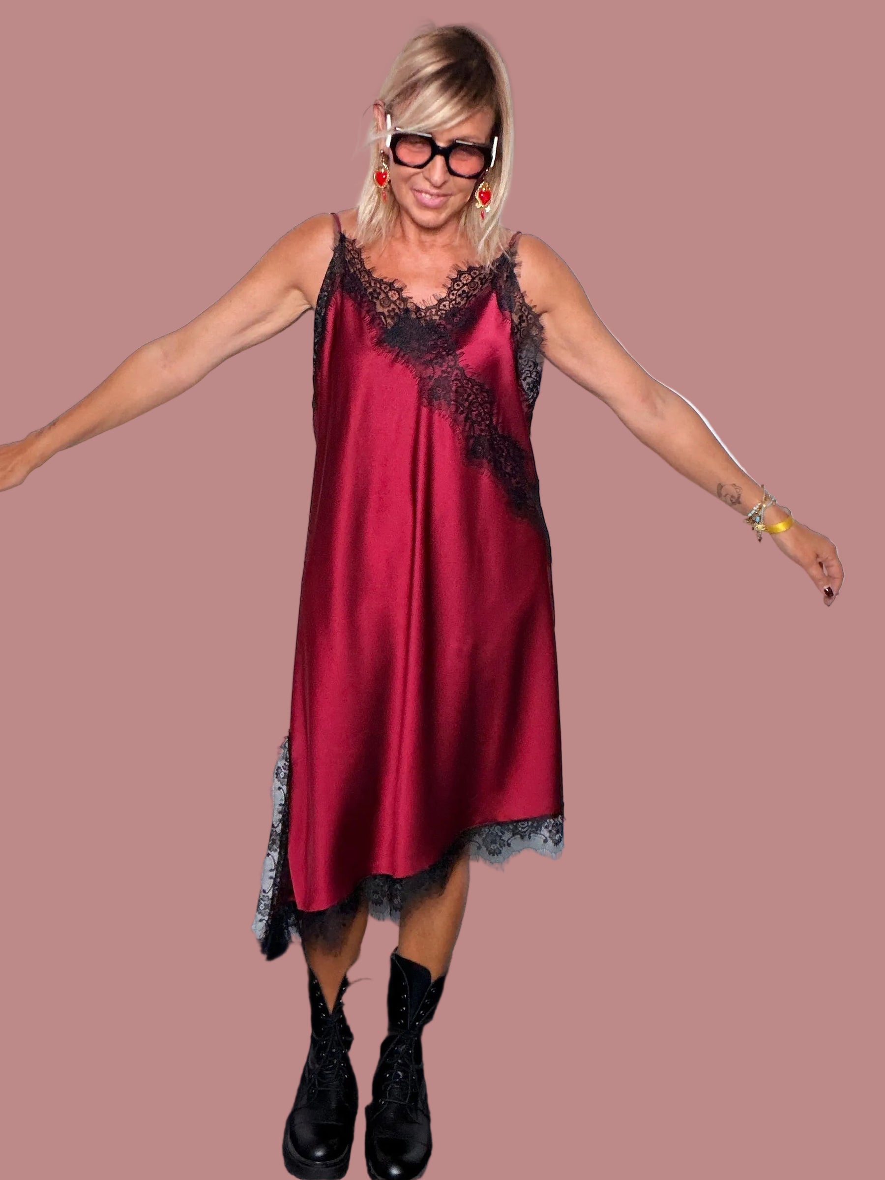 Slip Dress in Raso con Pizzo Chantilly Nero – Bordeaux