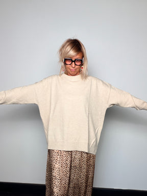Maglione Over con Maniche a Pipistrello e Spacchi