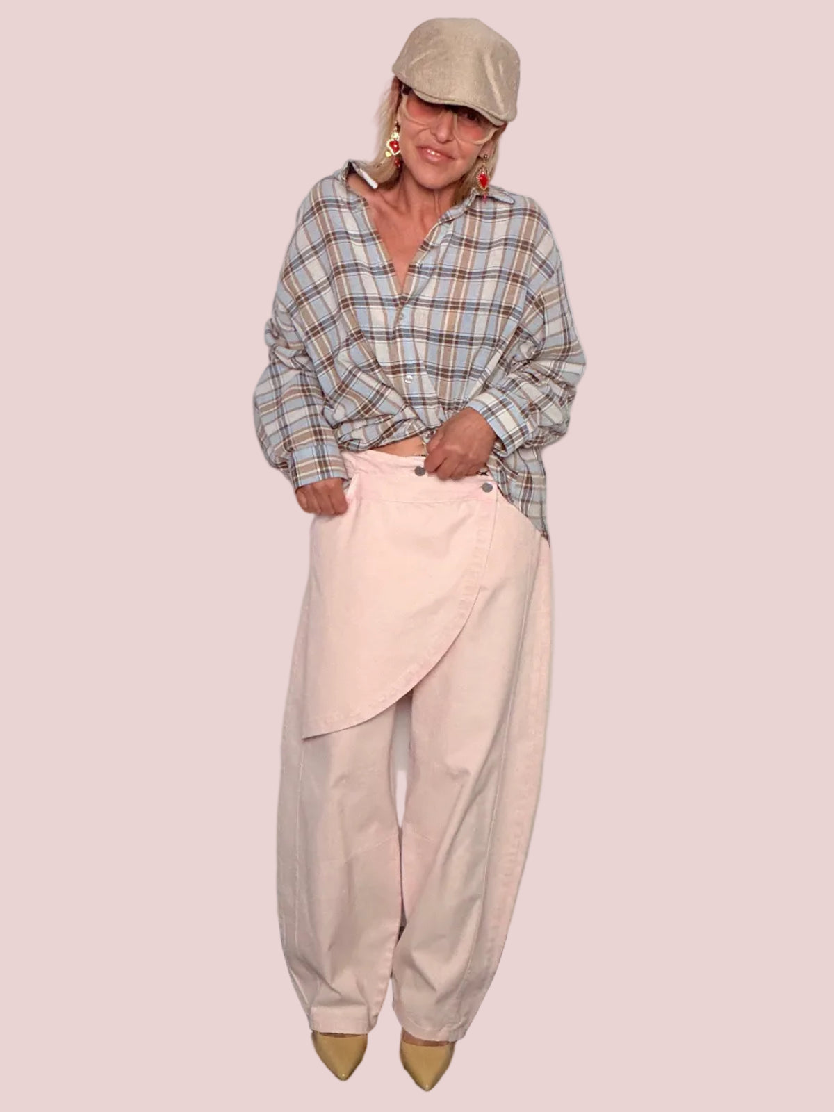 Pantalone Banana in Cotone Sabbiato con Chiusura a Portafoglio