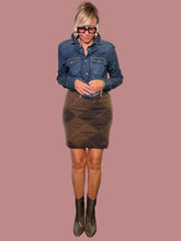 Minigonna in maglia con motivo a rombi