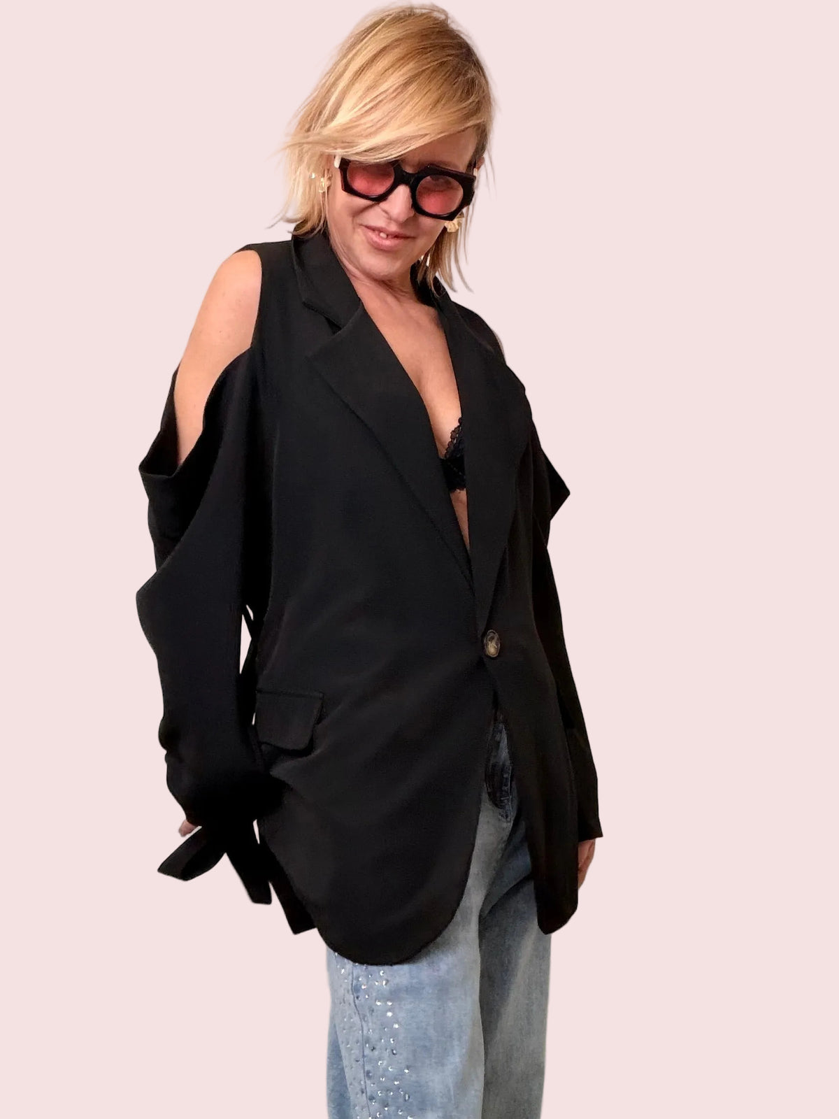 Giacca Over con Spalle Scoperte – Power Chi