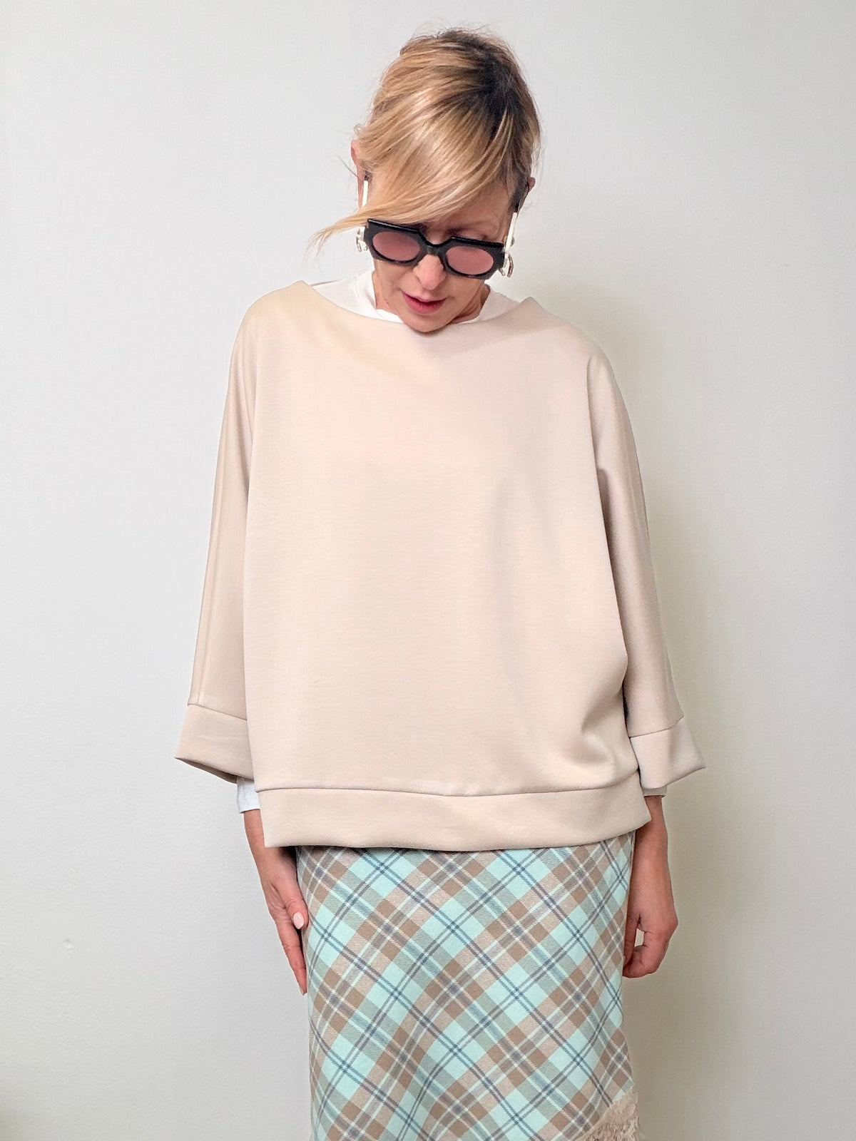 Felpa Over Nude Chic  Minimal, elegante e super comfy 🤍