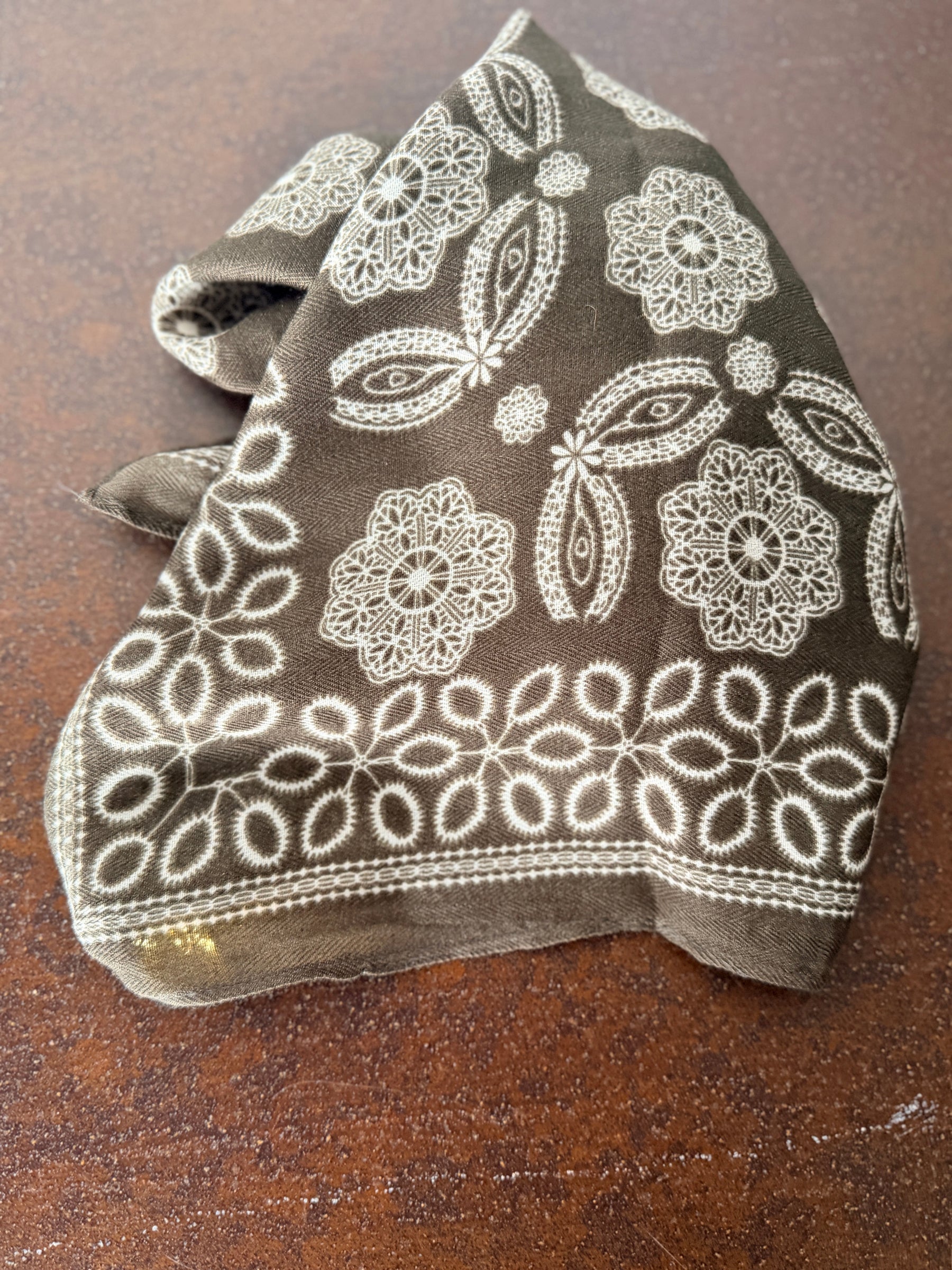 Foulard Paisley Avorio