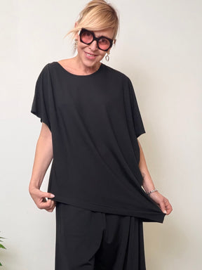 Maglia Over Asimmetrica Chic