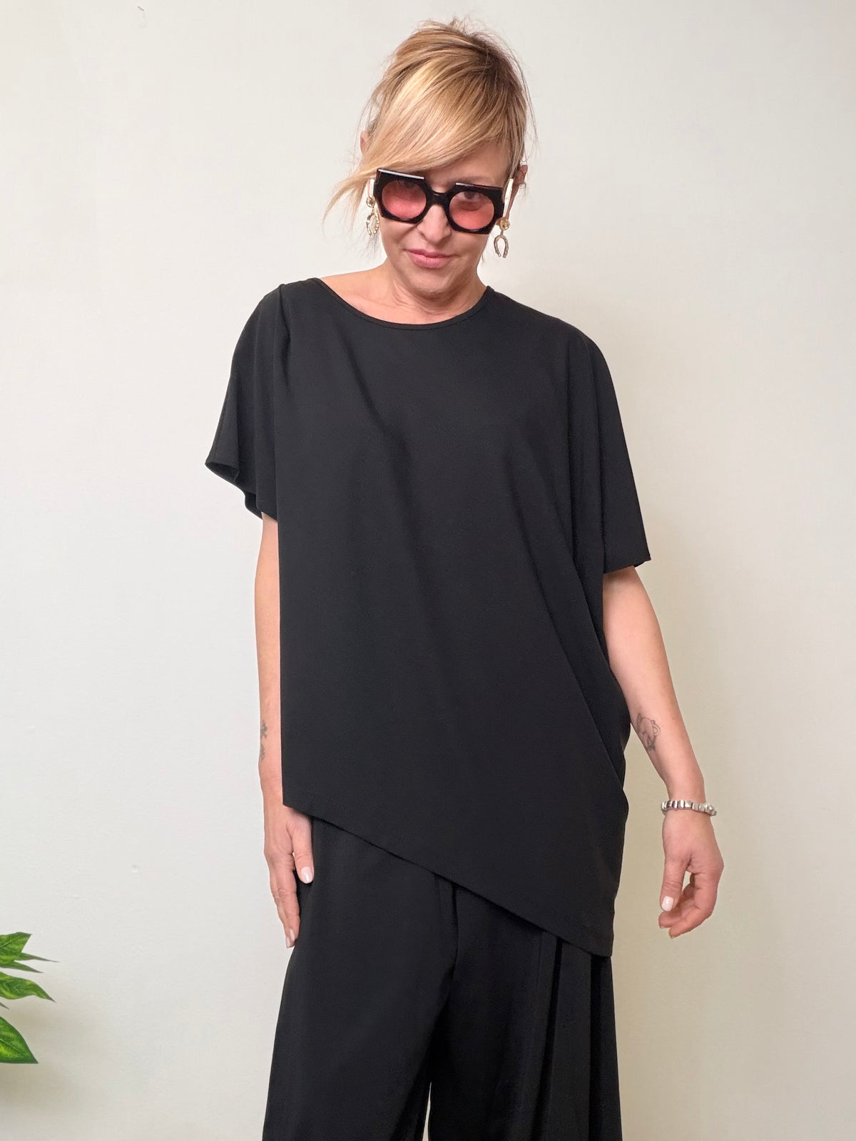 Maglia Over Asimmetrica Chic