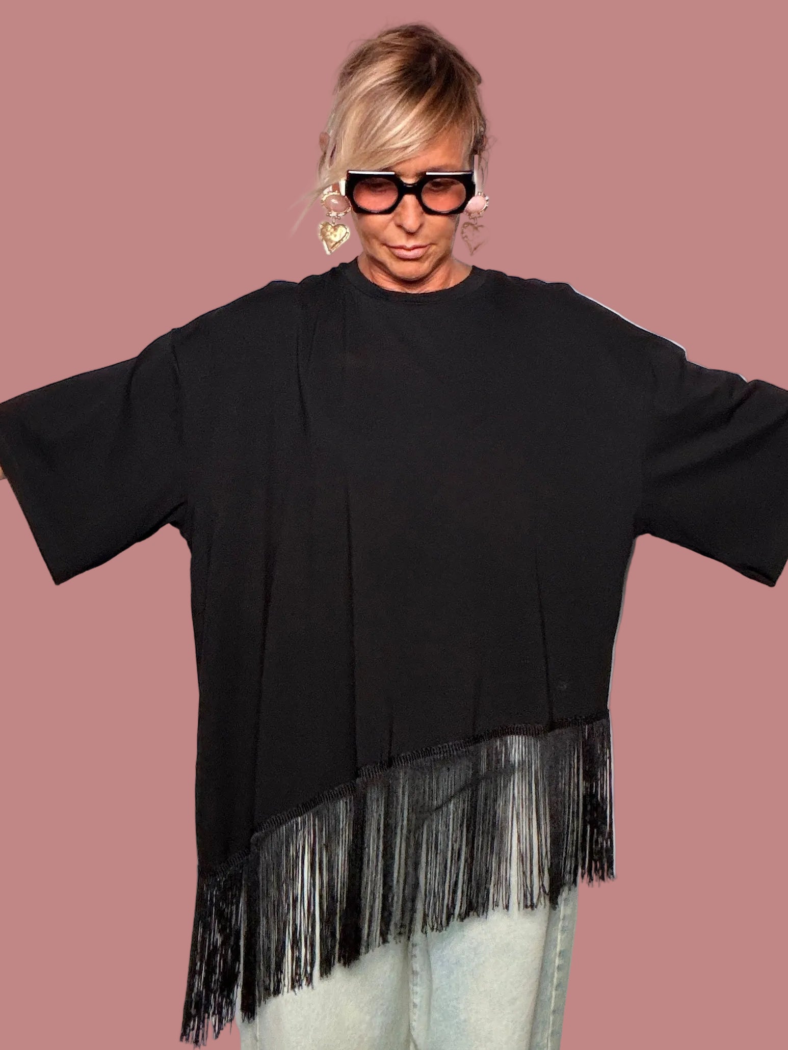 T-Shirt Over Asimmetrica con Frange