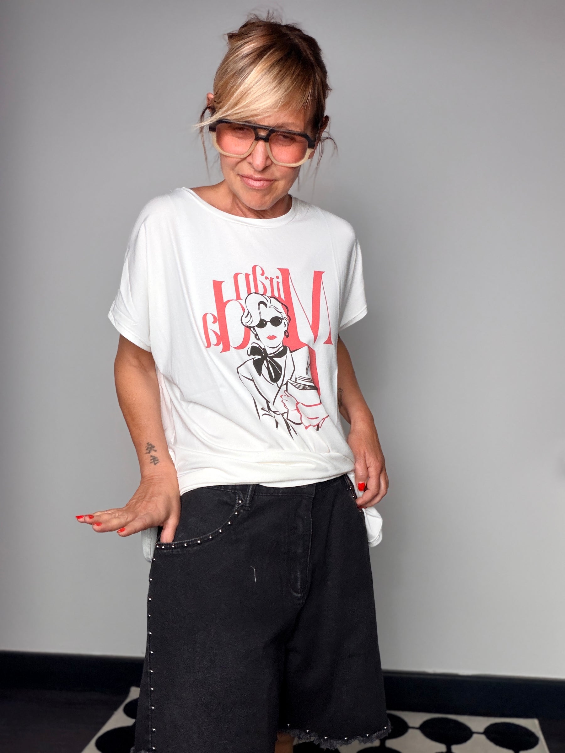 Short Denim Nero con Borchie