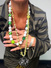 Collana lunga mix verde – Maxi ciondolo gioiello