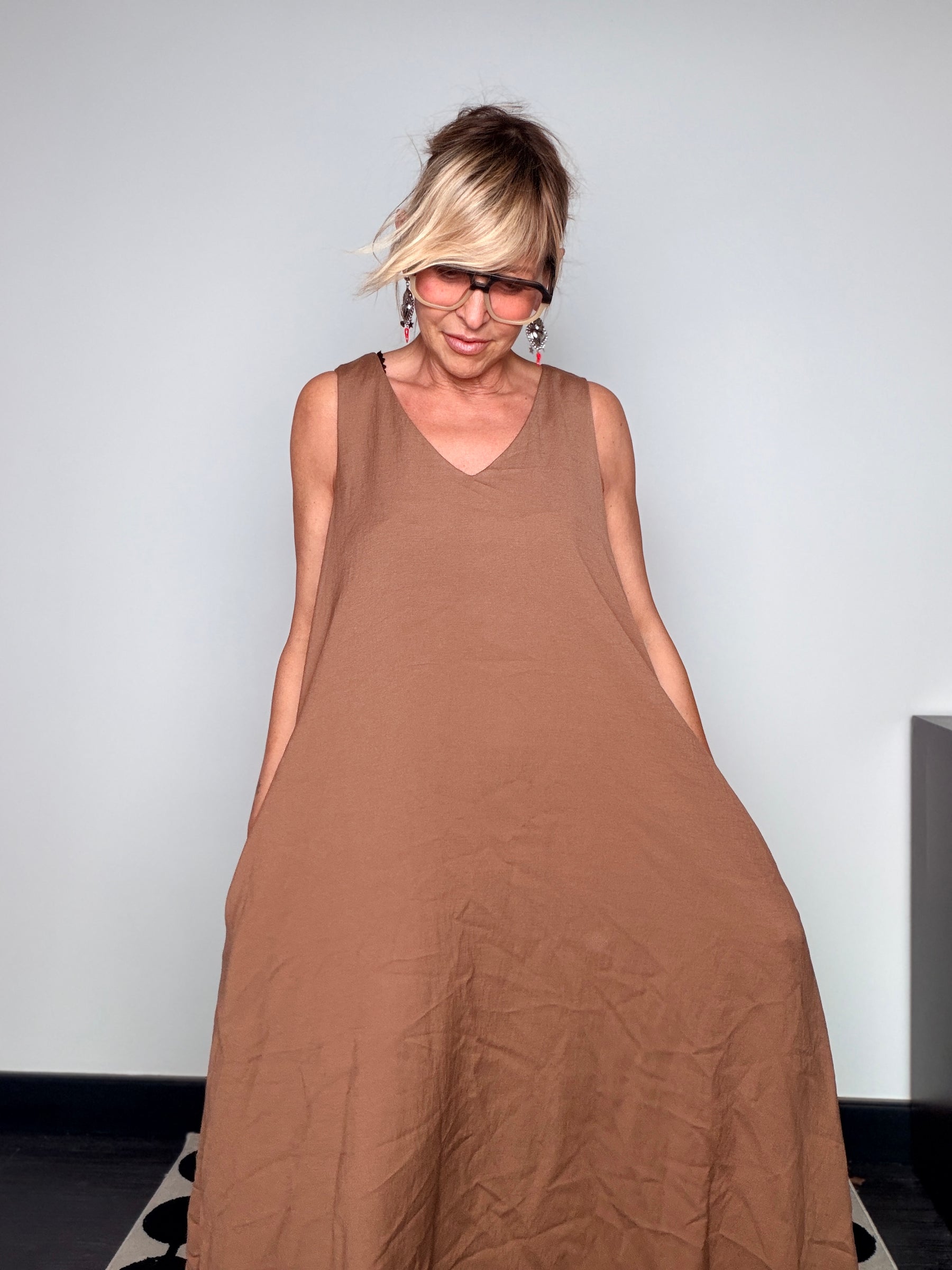 Abito Maxi Oversize Scollo V a Palloncino