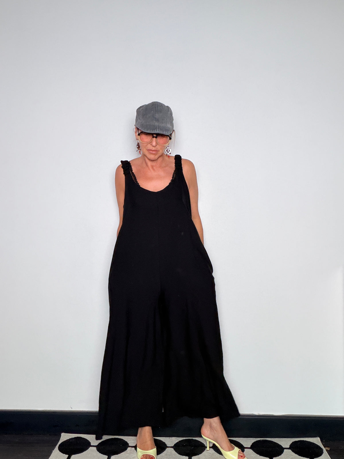 Tuta Jumpsuit Maxi Oversize Scollo V con Spalline Elasticate