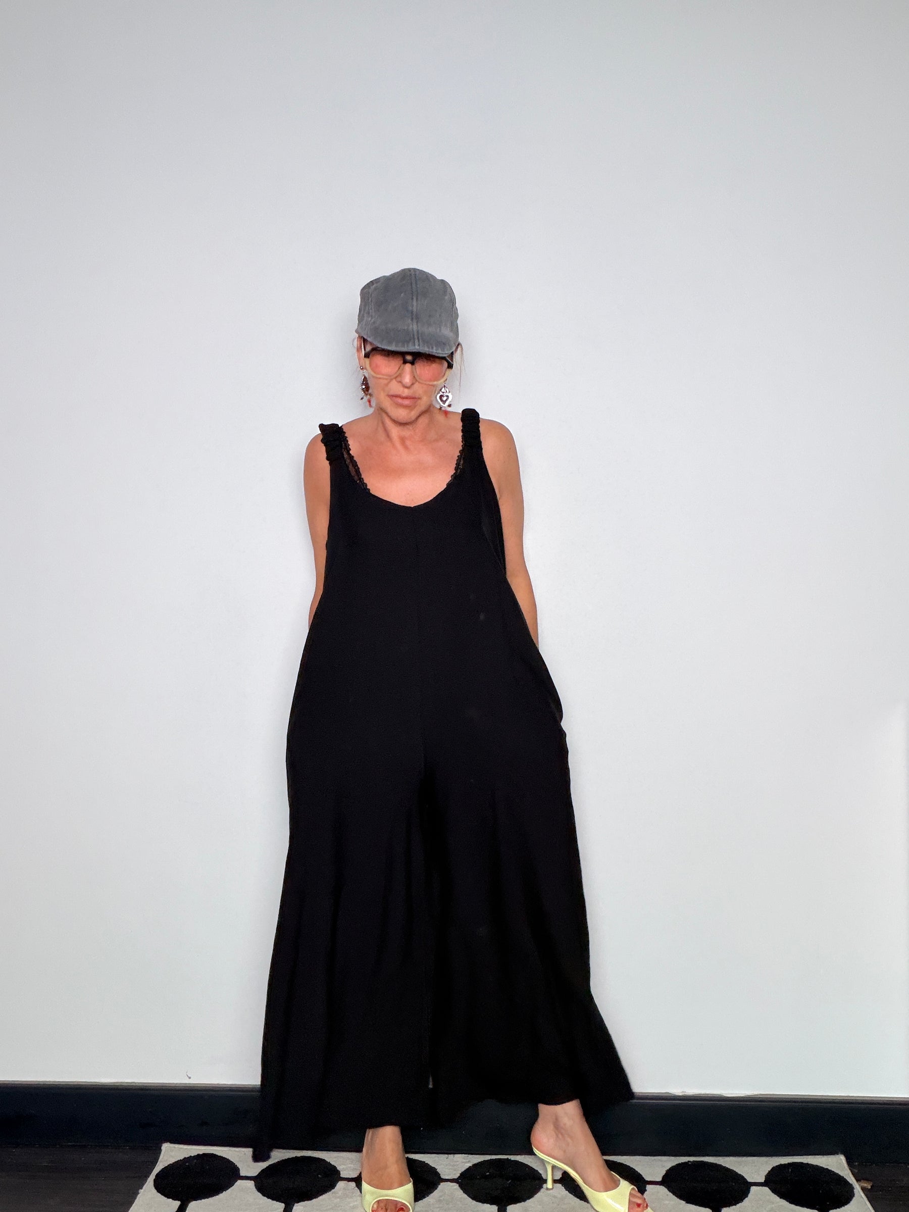 Tuta Jumpsuit Maxi Oversize Scollo V con Spalline Elasticate