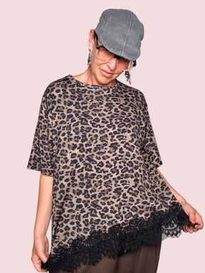 T-Shirt Oversize Stampa con Balza in Pizzo Nero