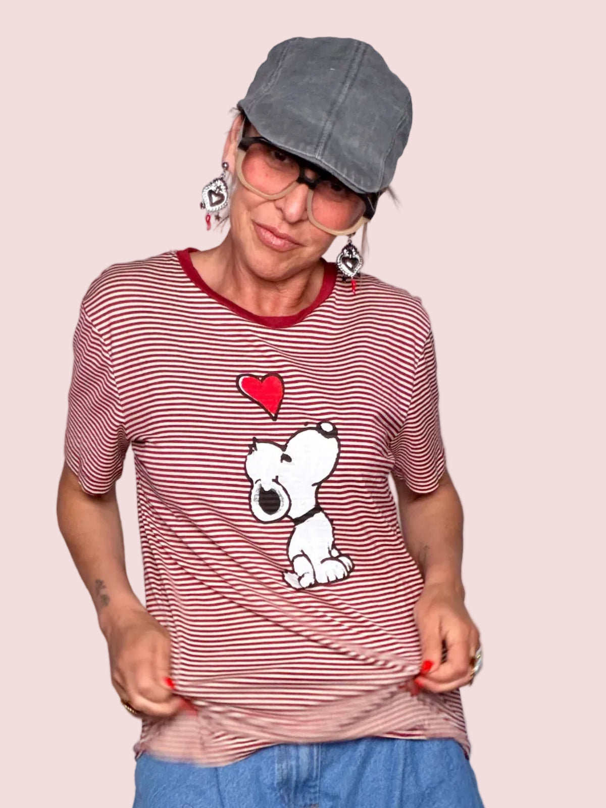 T-Shirt Oversize Snoopy a Righe con Collo a Contrasto