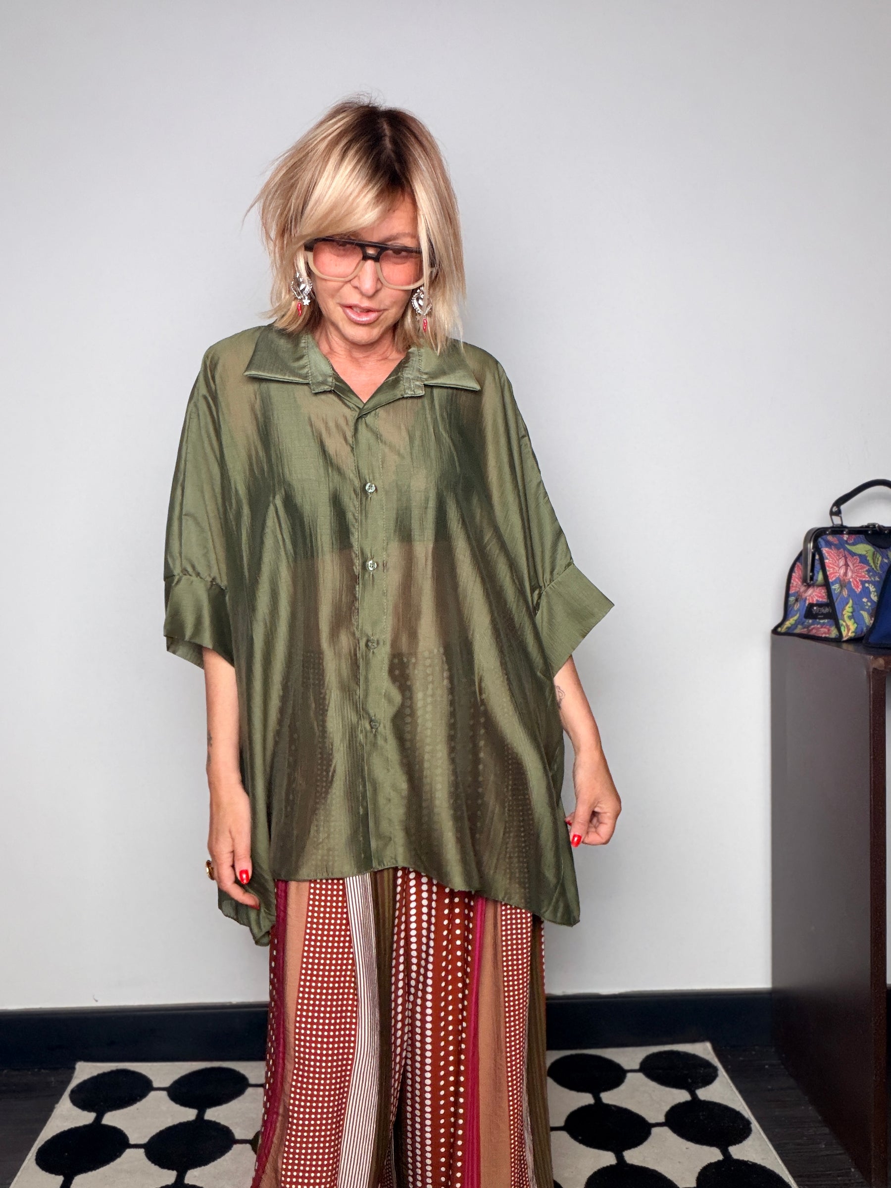 Camicia Oversize Maxi Pipistrello in Lyocell Cangiante