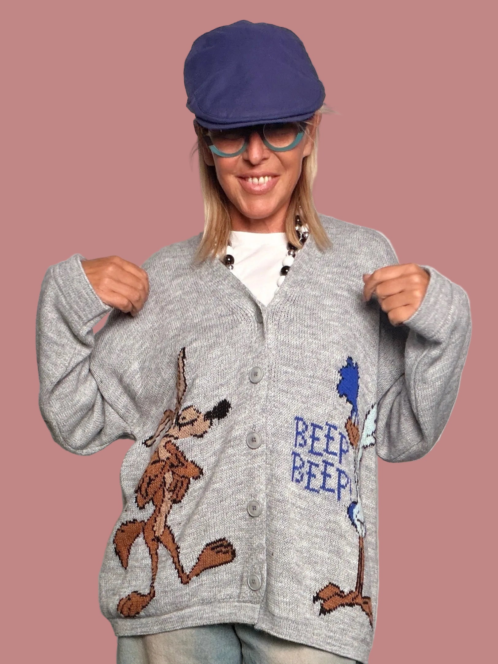Cardigan over con fantasia cartoon