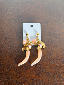Orecchini Pendenti Corno Charm
