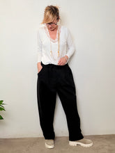 Pantalone uovo over in punto Milano