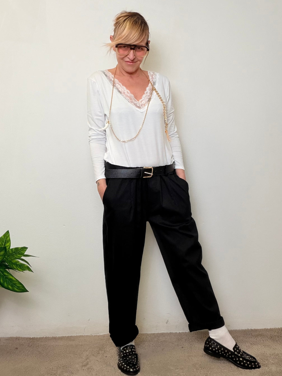 Pantalone Sigaretta – Pulito davanti, cool nell’anima