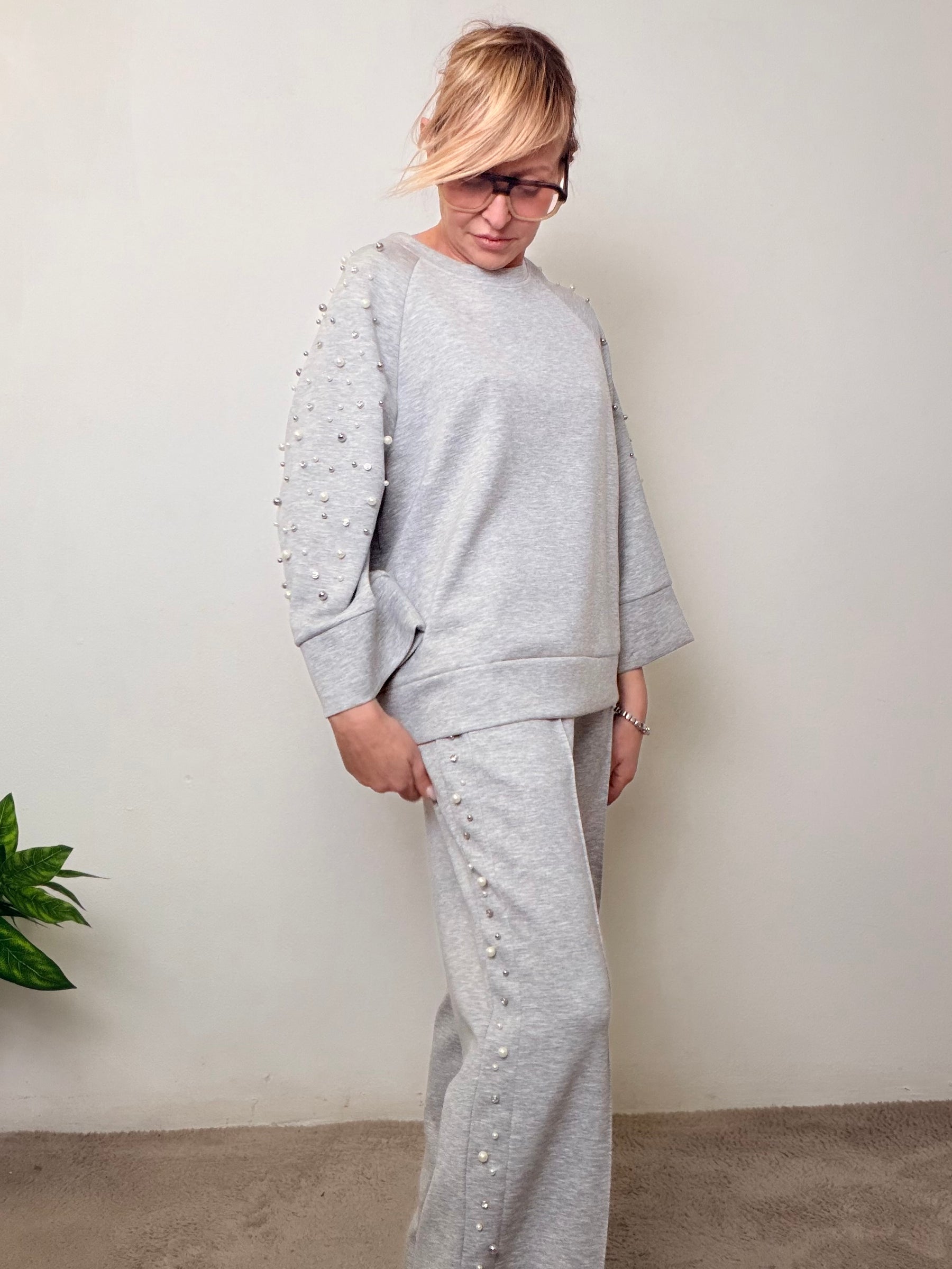 Completo Modal con Perle e Borchie