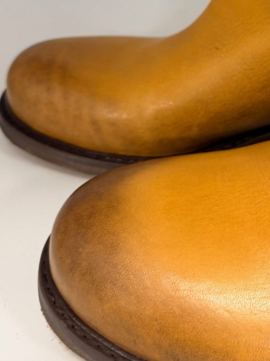 Stivale in Pelle Morbida Effetto Vissuto