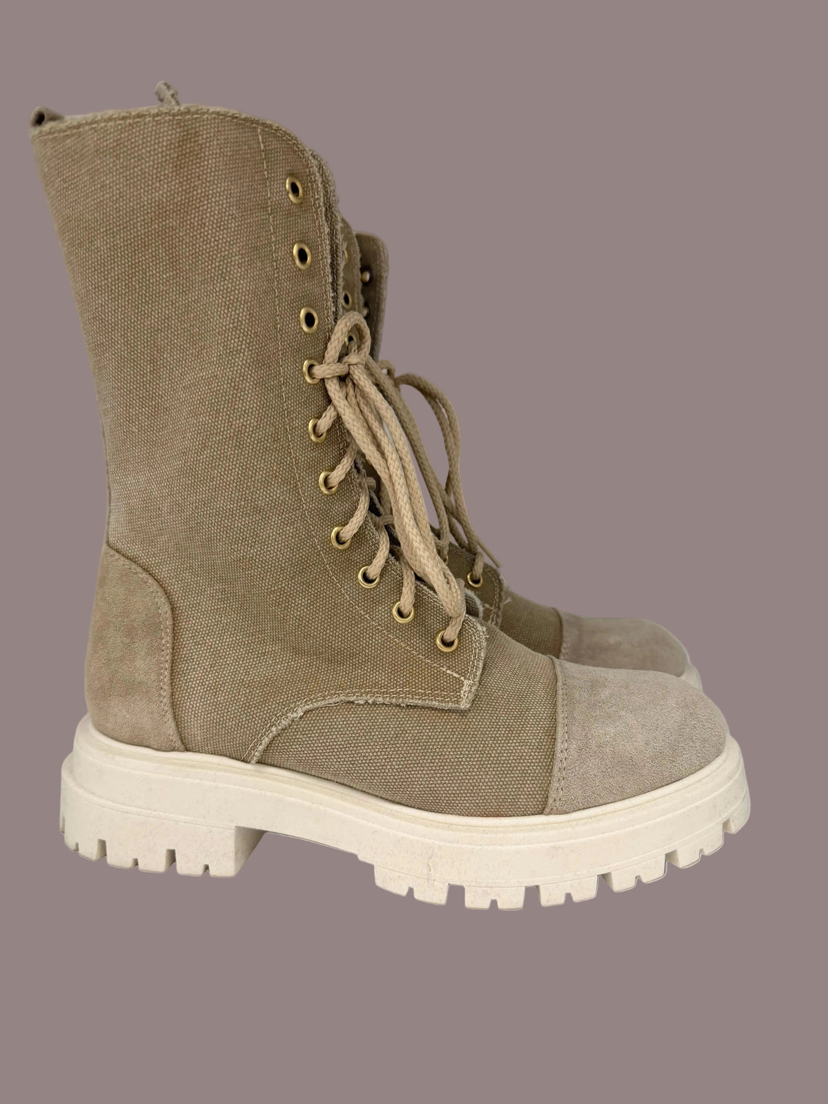 Anfibio in tela con anima urban