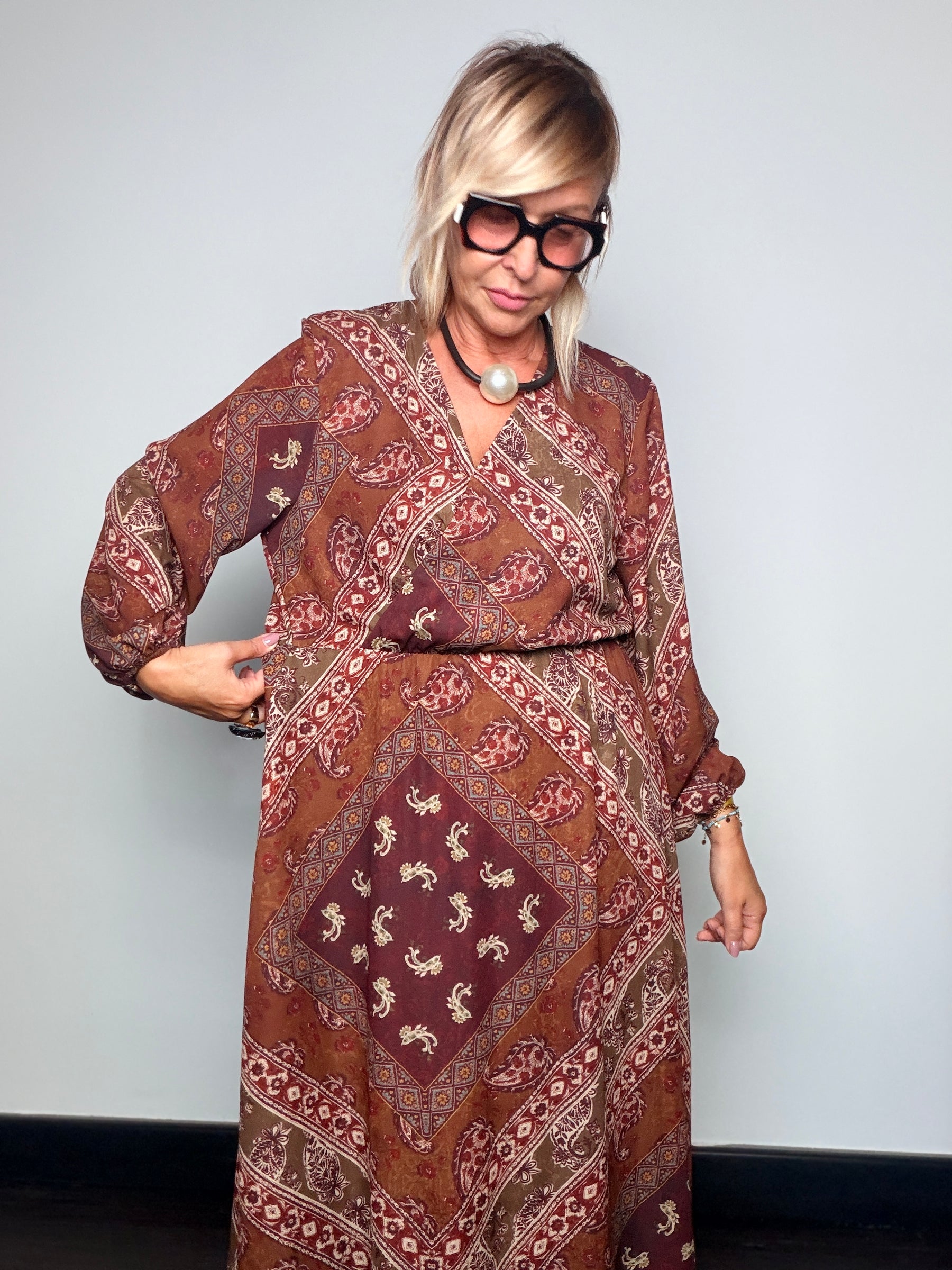 Abito lungo incrociato fantasia foulard Susy Star