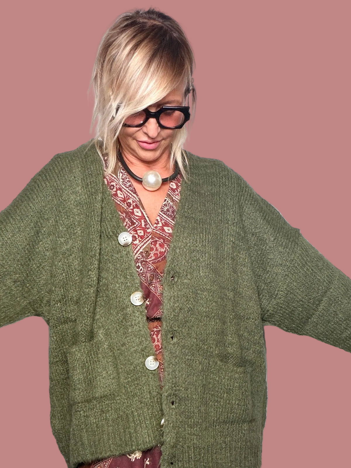 Cardigan Over Morbido