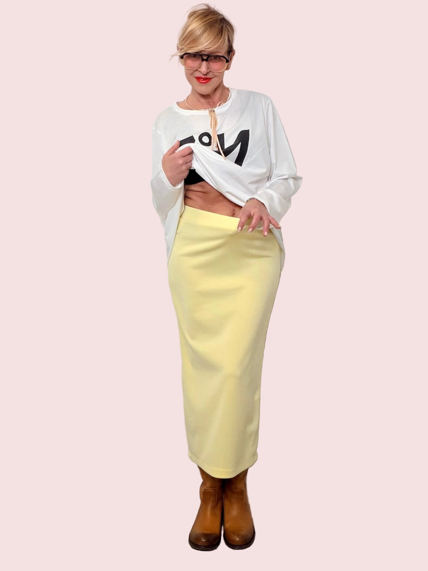 Gonna Over jersy snellente  – comfort con carattere