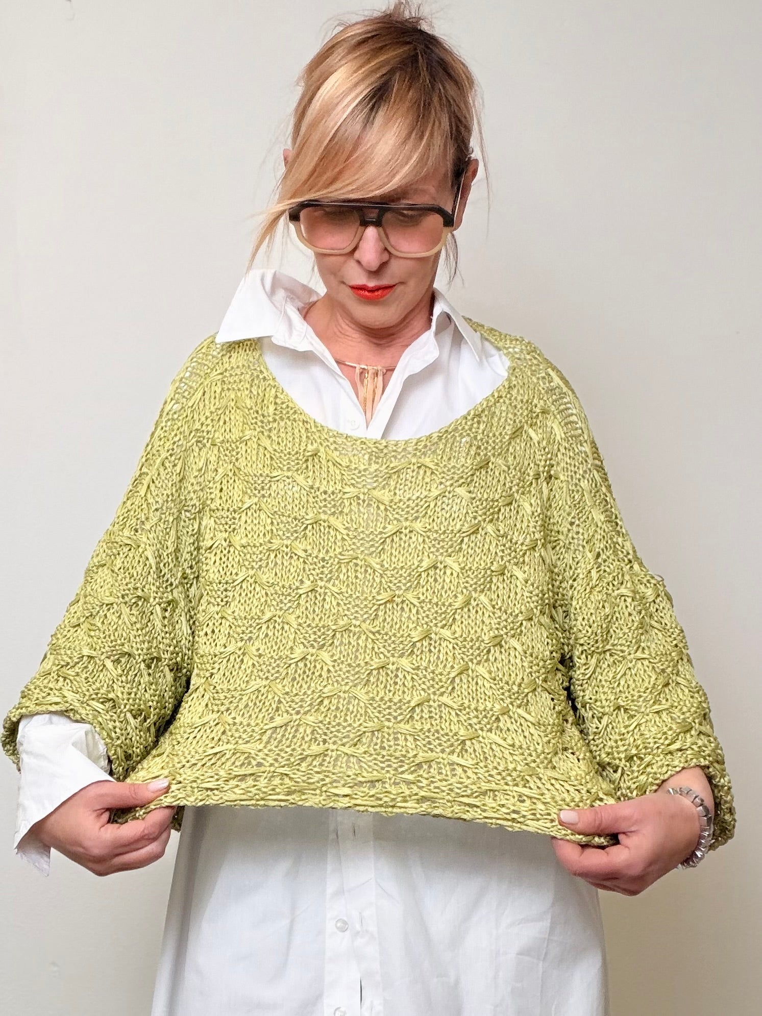 Maglia crochet  over – comfy con stile