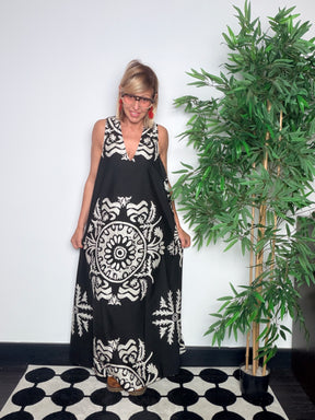 Abito Maxi con Stampa Mandala e Schiena Aperta