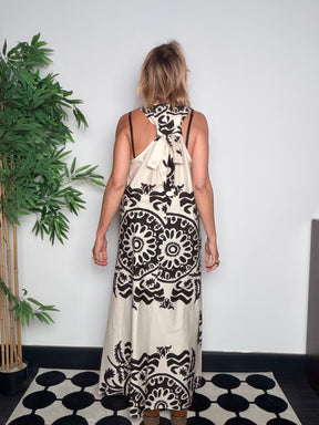 Abito Maxi con Stampa Mandala e Schiena Aperta