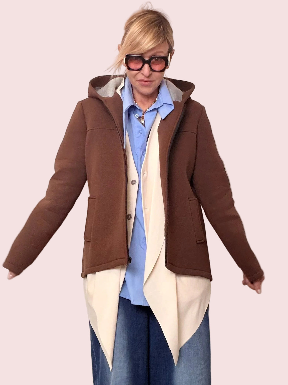 GIACCA IN NEOPRENE CON CAPPUCCIO