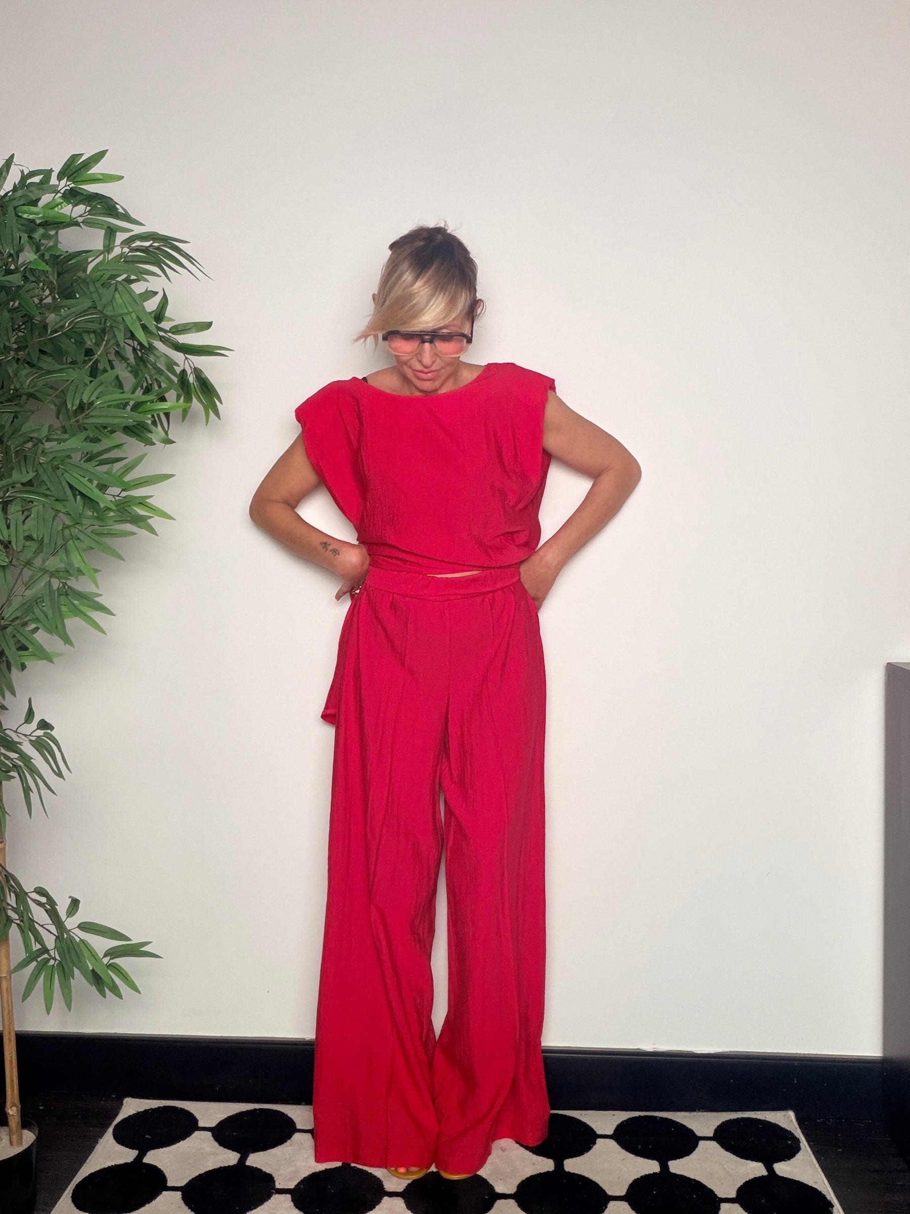 Completo Top Asimmetrico e Pantalone Wide Leg