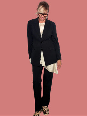 Completo donna nero con blazer sartoriale e pantalone coordinato