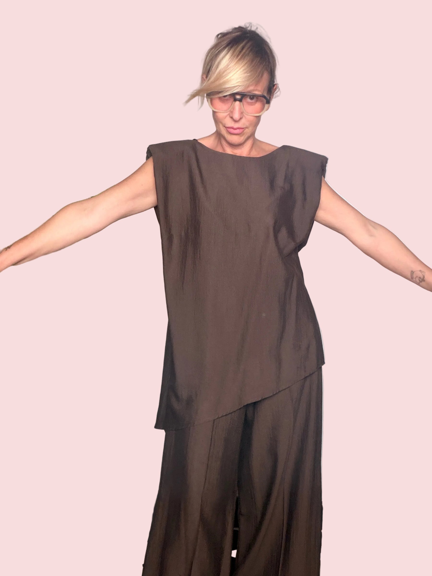 Completo Top Asimmetrico e Pantalone Wide Leg