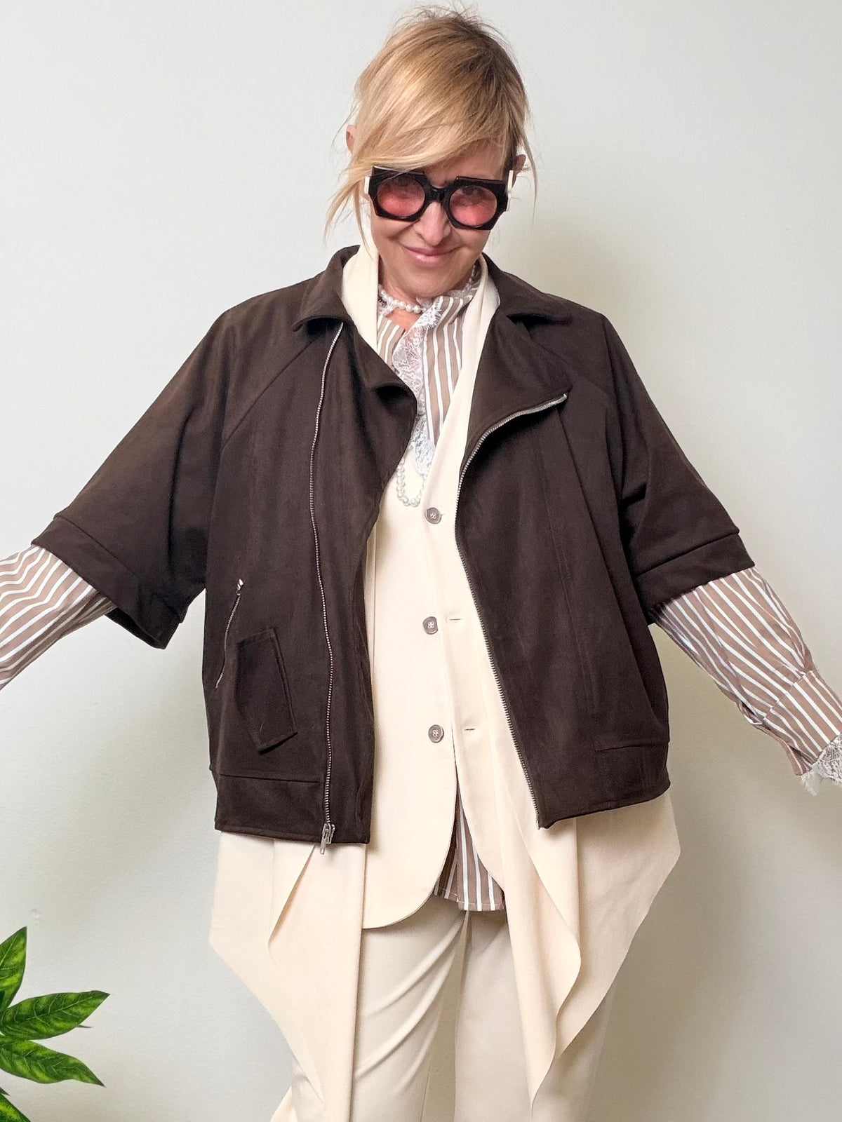 CHIODO IN ALCANTARA OVER