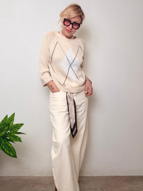 PANTALONE BANANA CON FOULARD