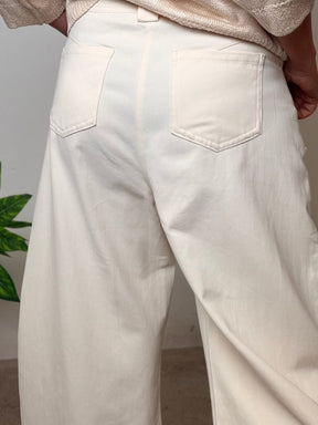 PANTALONE BANANA CON FOULARD