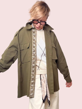 GIACCA MILITARE CON APPLICAZIONI