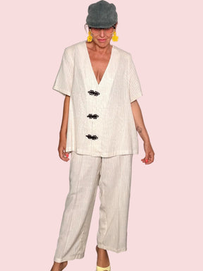 Pantalone a Righe Gessate con Alamari