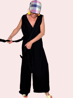 Tuta Jumpsuit con Nodo Frontale