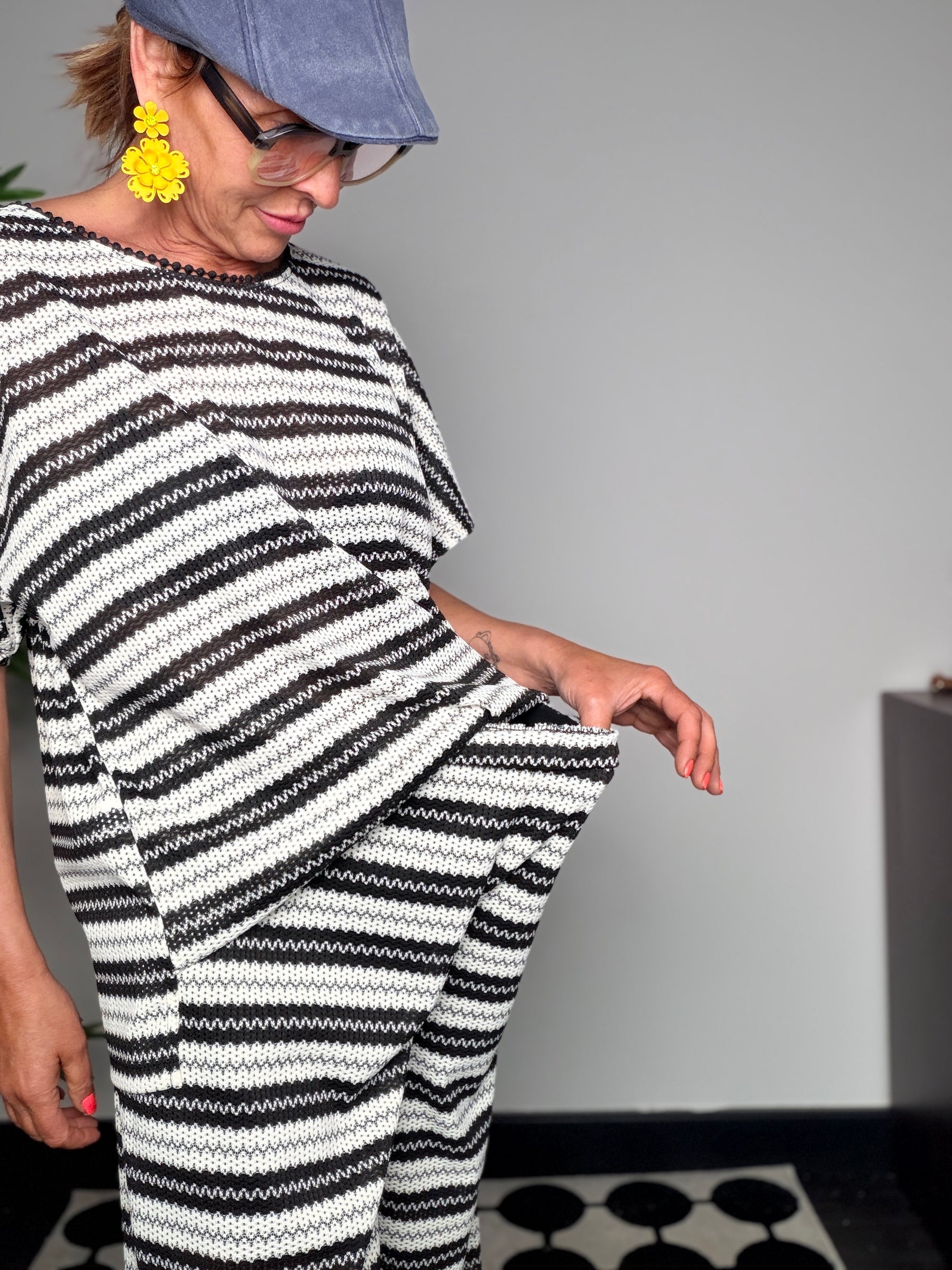 Pantalone Palazzo in Maglia Zigzag Bianco e Nero