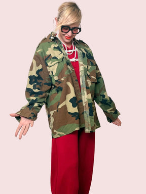 GIACCA  CAMICIA VINTAGE  CAMOUFLAGE CON PATCH IRONICA